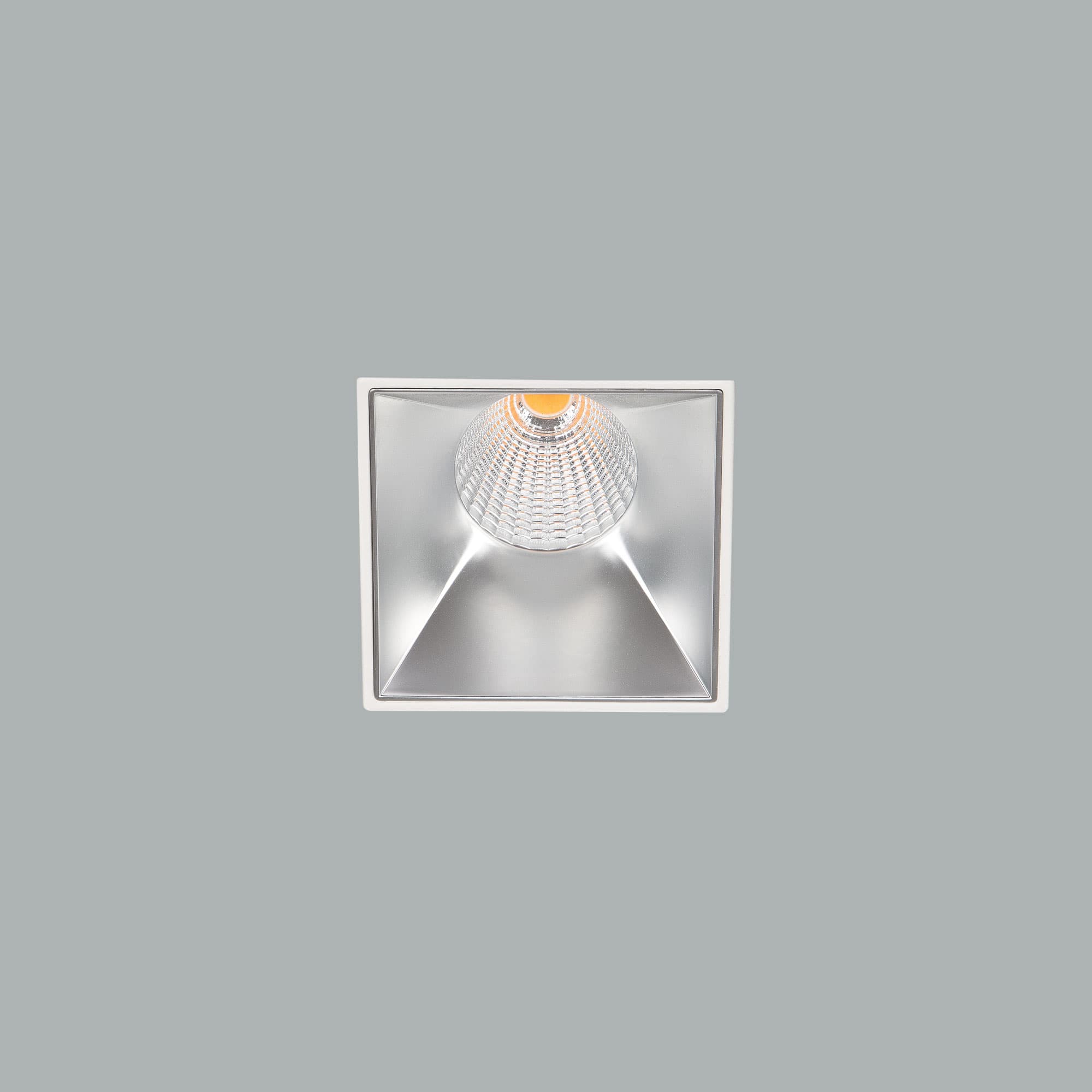 Deeptrim Trimless