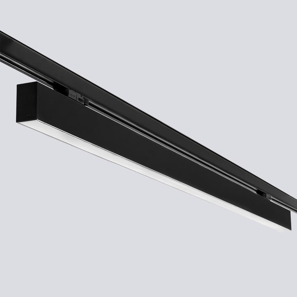 Track-Line-230V-1.jpg